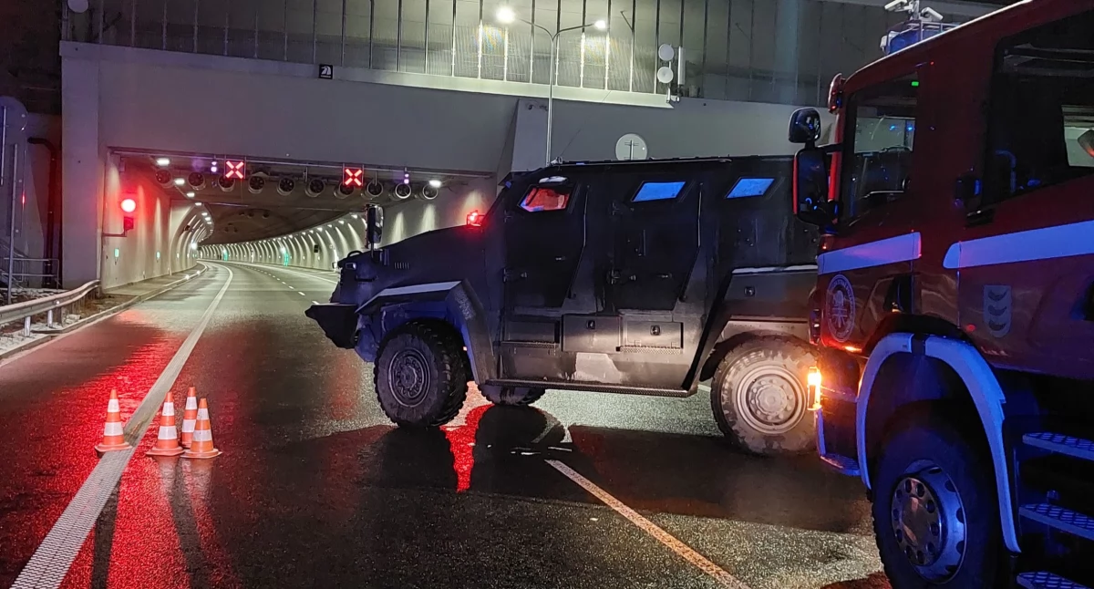 Tunel zakopianka. Próba zamachu i kontrterroryści w akcji- spokojnie, to tylko ćwiczenia 