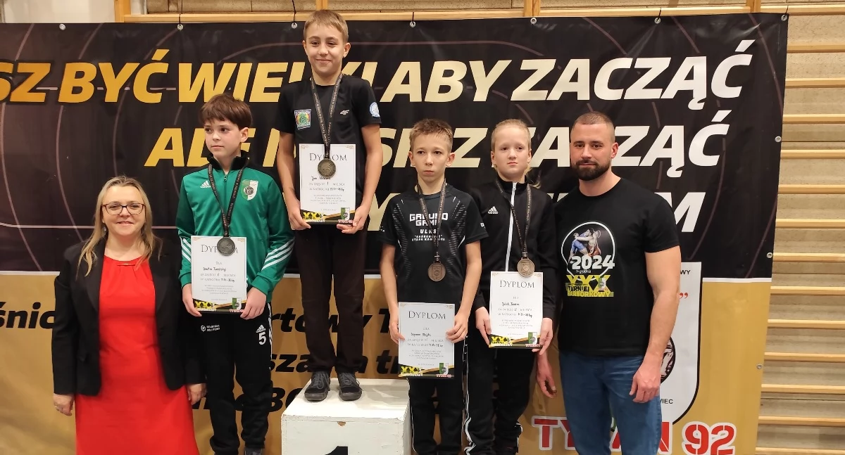 Dwa ostatnie weekendy w tegorocznych startach myślenickich zapaśników 