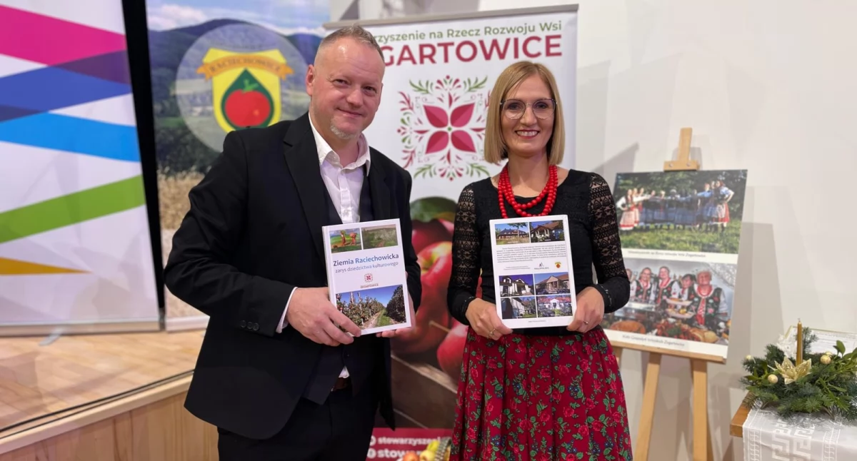 Raciechowice. Promocja książki o pięknie Ziemi Raciechowickiej [REPORTAŻ FILMOWY I GALERIA ZDJĘĆ]