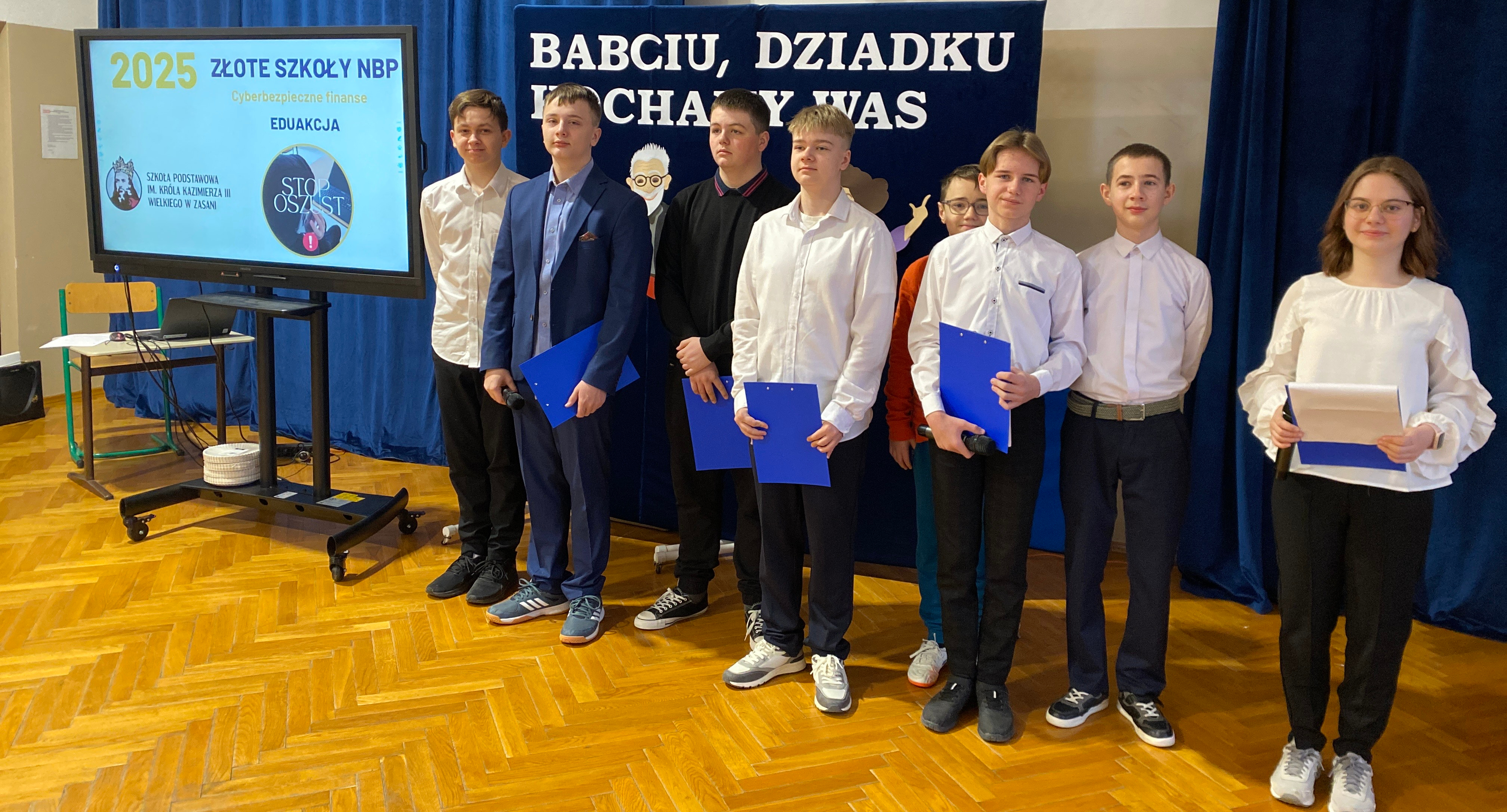 Zasań. STOP oszust ! Czyli jak uczniowie edukują siebie i innych w temacie cyberbezpieczeństwa 