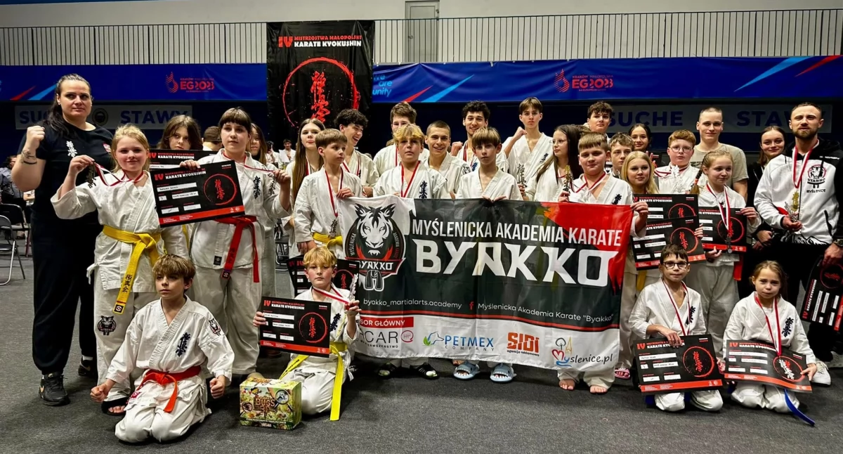 Myślenicka Akademia Karate Byakko Drużynowym Mistrzem Małopolski ! 