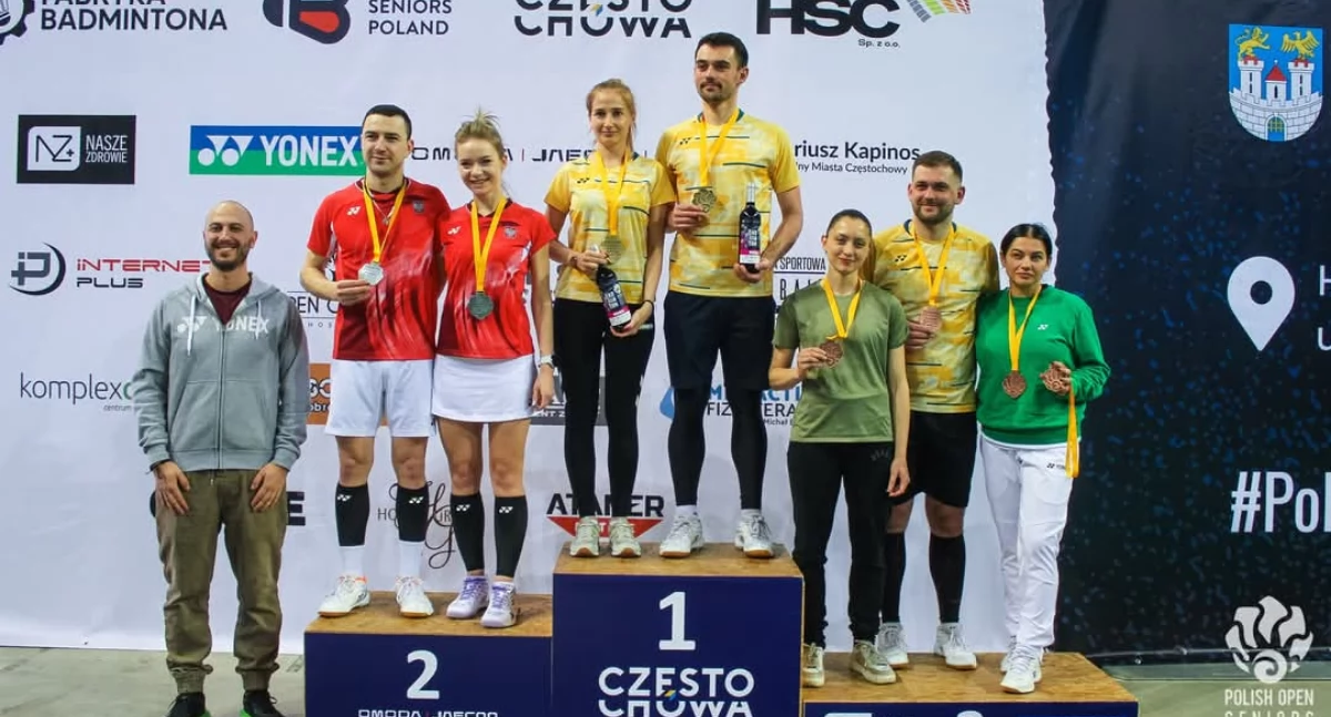 Myślenice. Grad medali dla badmintonistów TKKF Uklejna Myślenice ! 