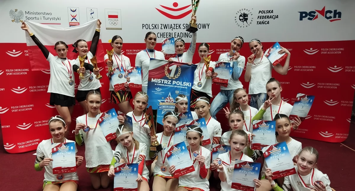 Myślenice. Zawodniczki Lady Fitness znów z mistrzowskimi tytułami ! 