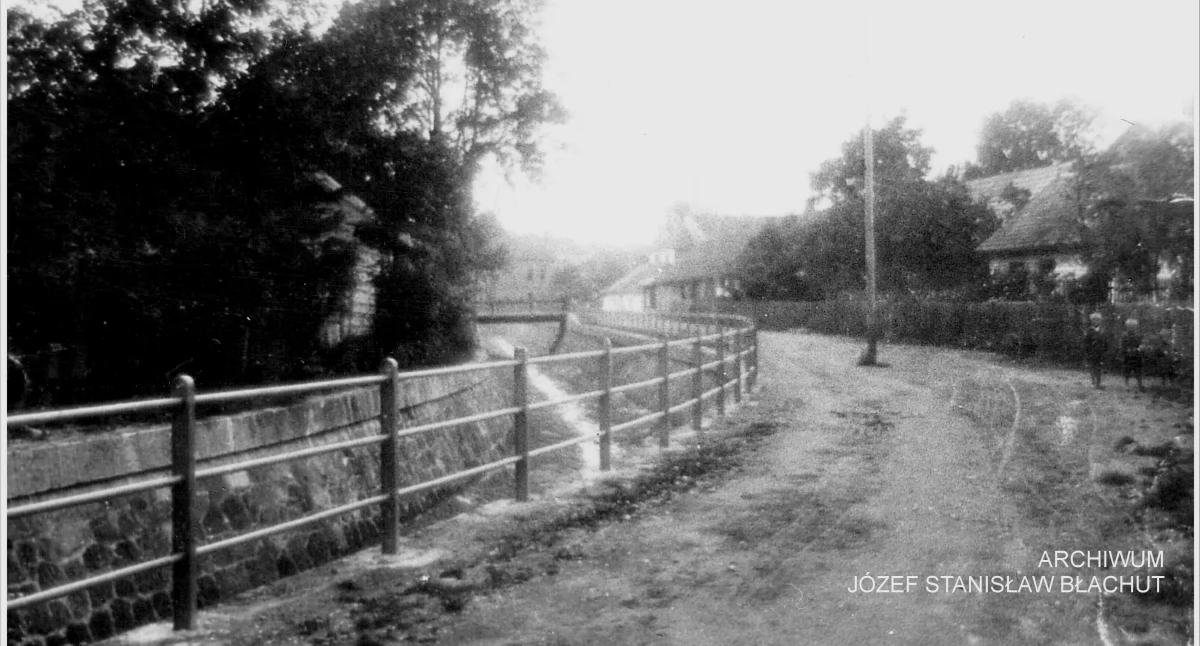 Perły Myślenic. Myślenice. Potok Bysinka po regulacji w roku 1927