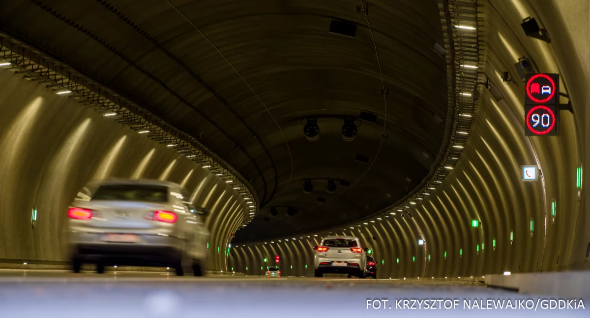 Tunel na zakopiance. Sierpień z rekordową liczbą pojazdów 