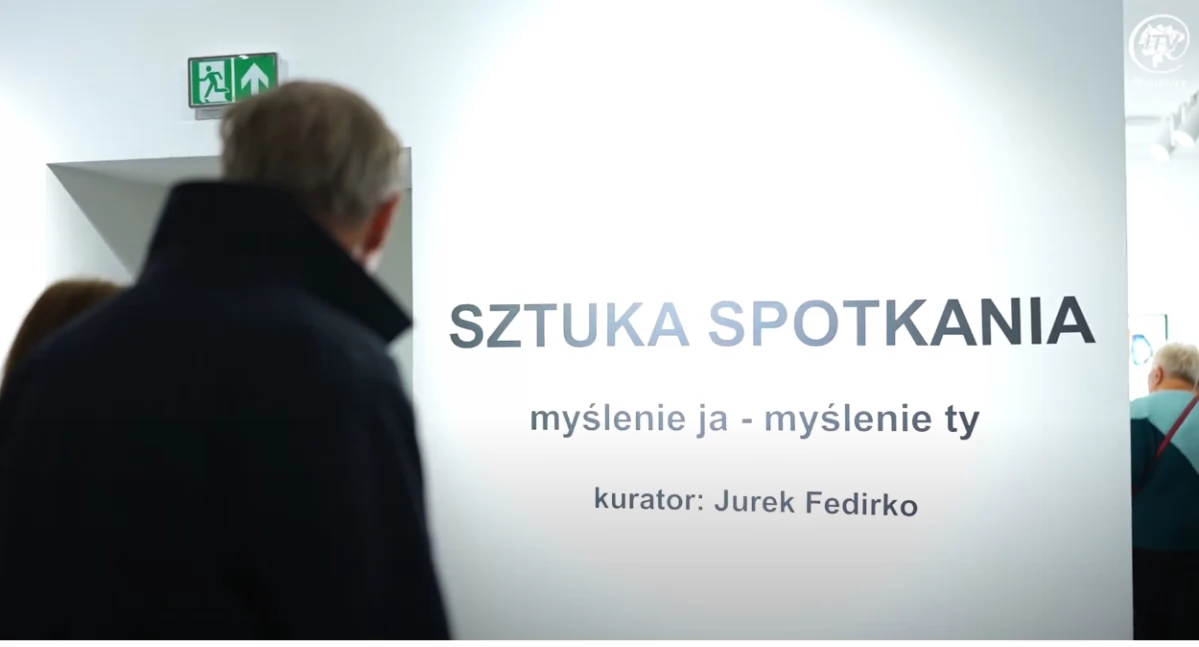 Myślenice. Zrobili to dla (pamięci) Tischnera. Wernisaż wystawy Sztuka Spotkania. Myślenie ja- myślenie ty 