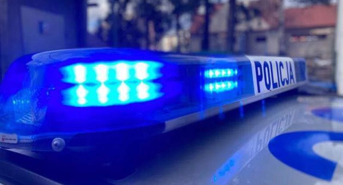 Policja Myślenice: Dzięki zdecydowanej reakcji świadków udało się zatrzymać 56-letniego kierowcę, który doprowadził do dwóch kolizji na ulicy Sobieskiego