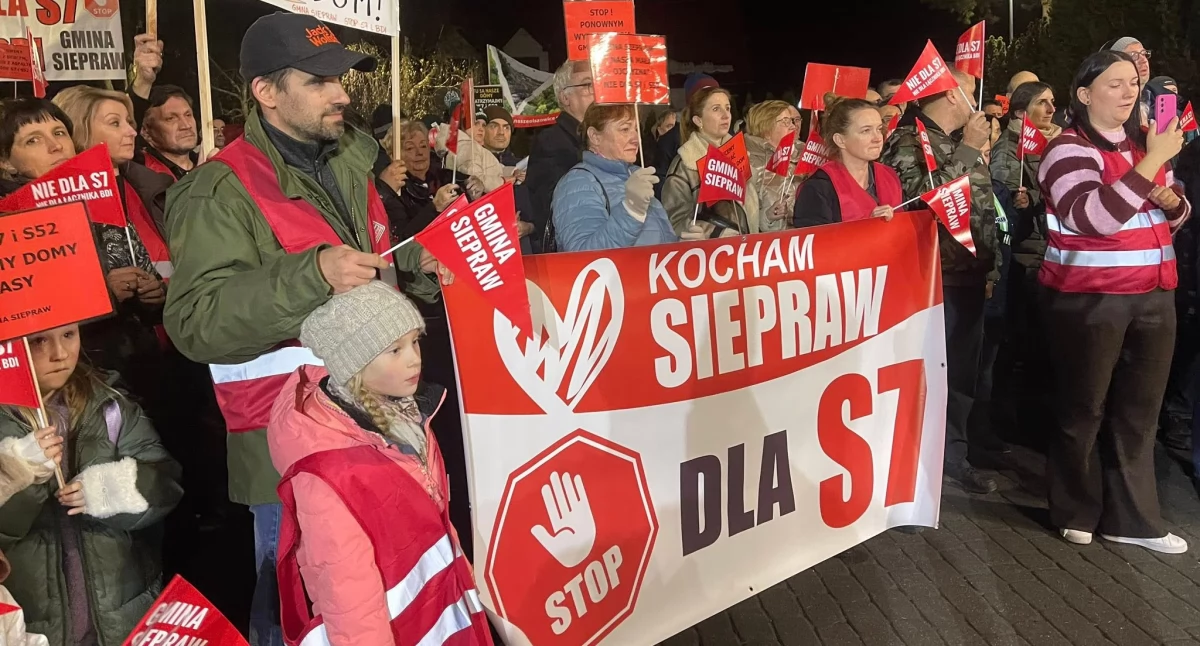 Siepraw - konsultacje i protest mieszkańców przeciwko drodze S7 przez gminę Siepraw [NA ŻYWO]