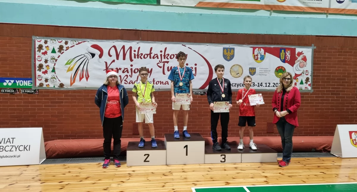  Kacper Proszek zdobywa dwa brązowe medale na Klubowych Mistrzostwach Polski w Badmintonie