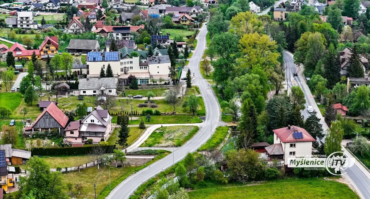 Nowa droga na Macioski w Trzemeśni gotowa. Mieszkańcy zyskali bezpieczny dojazd