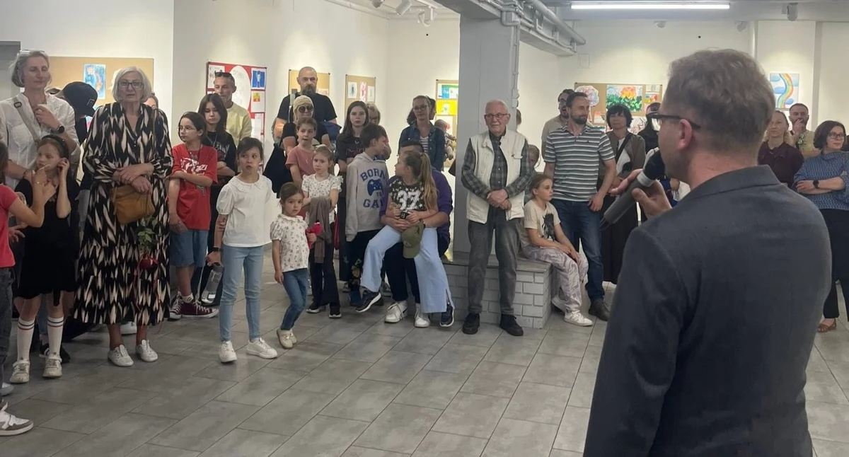 Małe dzieła wielkich wyobraźni. Wyjątkowa wystawa w Myślenickim Ośrodku Kultury i Sportu