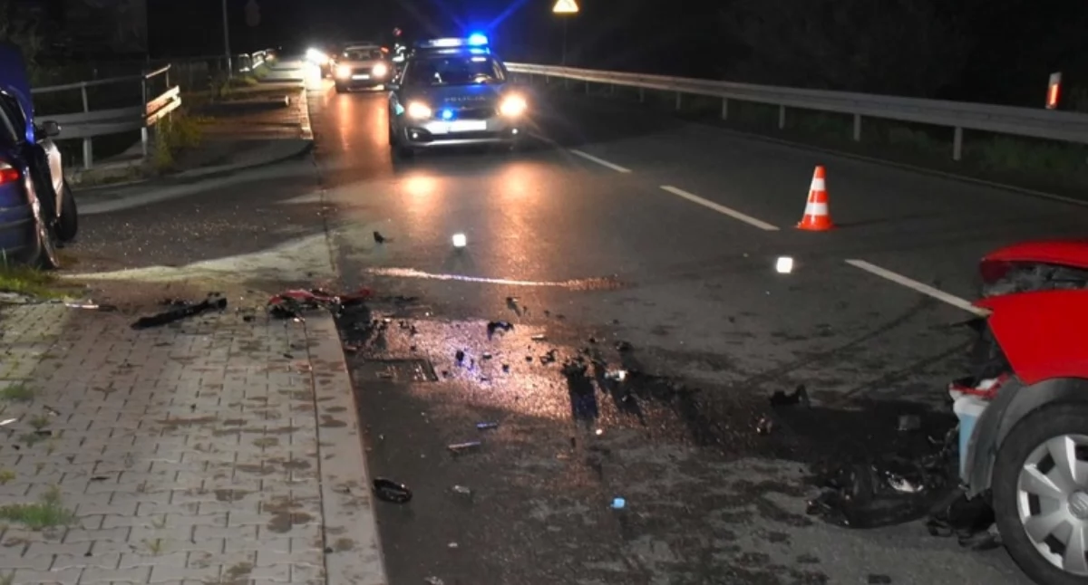 Policja Myślenice: Uciekł z miejsca wypadku i zostawił rannych pasażerów. Następnego dnia został zatrzymany 
