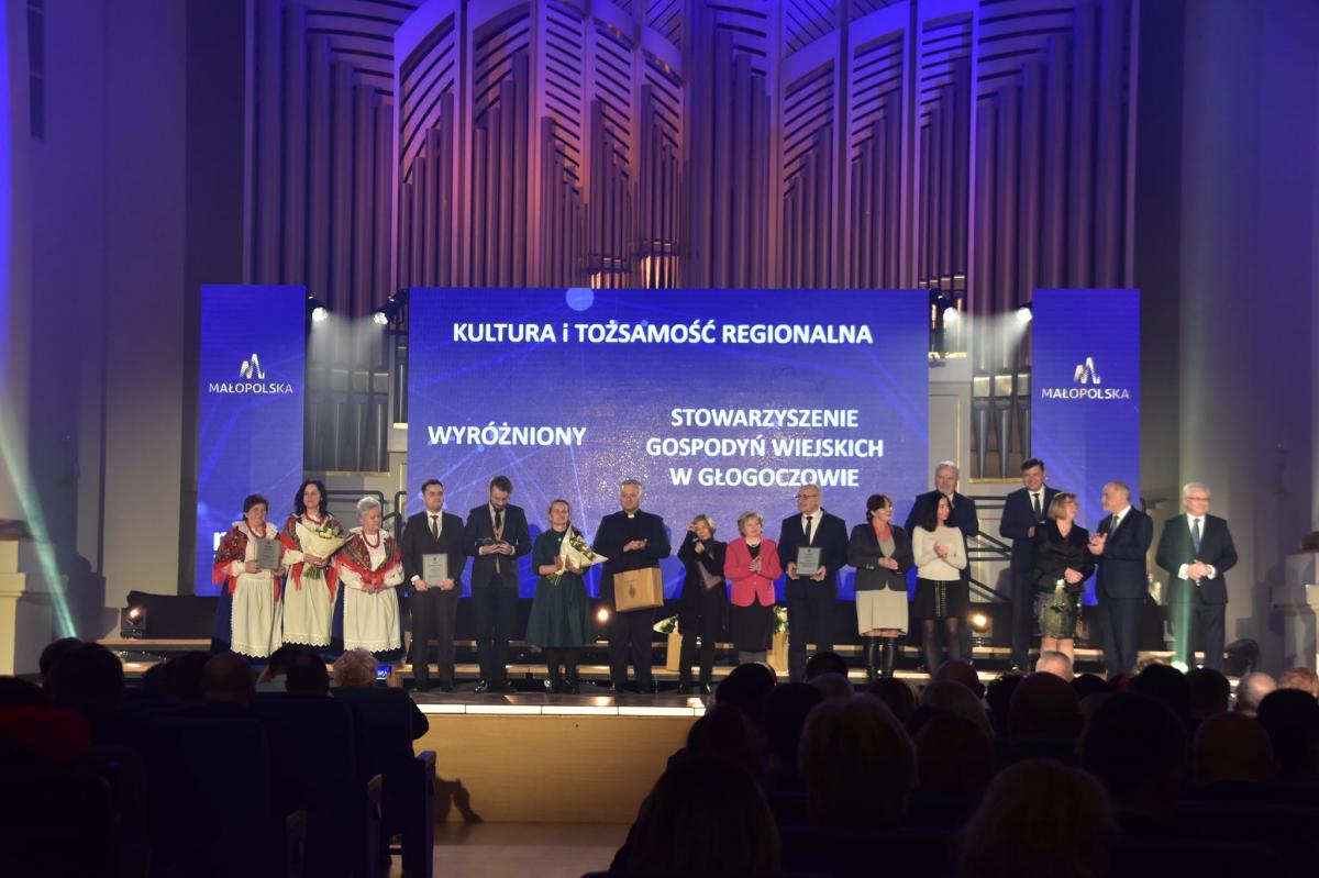 Gospodynie z Głogoczowa z wyróżnieniem podczas gali Kryształy Soli 2022