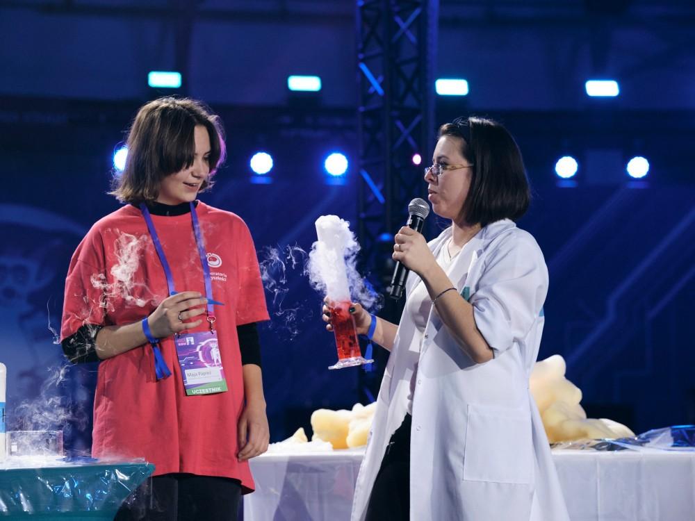 Sukces uczniów z Borzęty na największym hackathonie w Europie