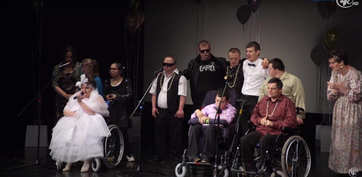 Czwartek będzie stał pod znakiem Przeglądu Twórczości Osób z Niepełnosprawnością- serdecznie zapraszamy !