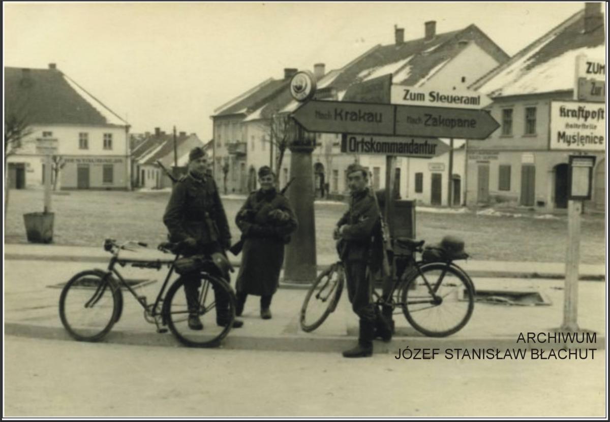 Perły Myślenic. Rynek Myślenicki - patrol rowerowy okupanta hitlerowskiego lata 1942-1943