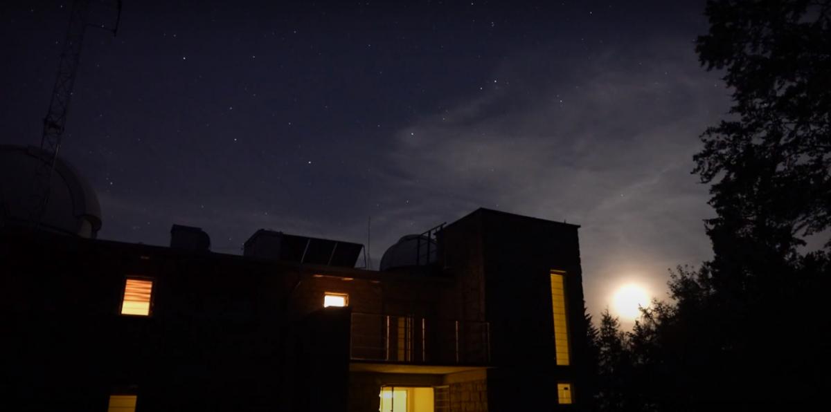 Obserwatorium Astronomiczne na Lubomirze pod  okiem młodych odkrywców astronomii