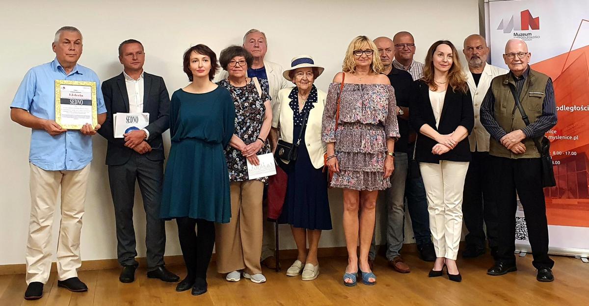 15 lat minęło jak jeden dzień! Jubileusz Miesięcznika 