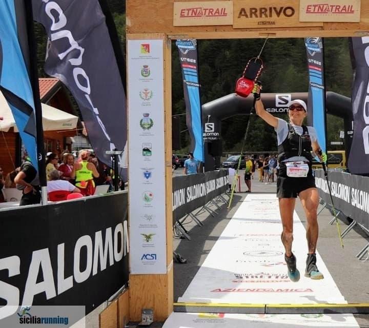 Edyta Lewandowska po raz trzeci triumfuje w Super Maratona dell’Etna. Kolejny wielki sukces biegaczki z Myślenic