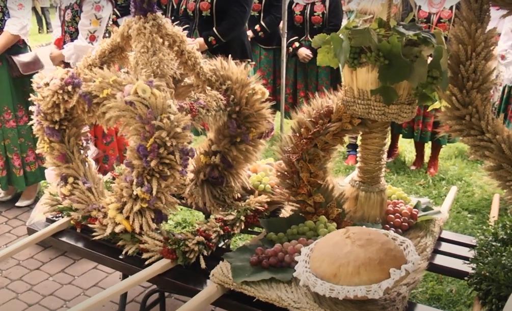 Zapraszamy na: dożynki gminy Lubień w Krzeczowie i dożynki gminy Tokarnia już 21 sierpnia. Te gminy potrafią świętować - materiały archiwalne