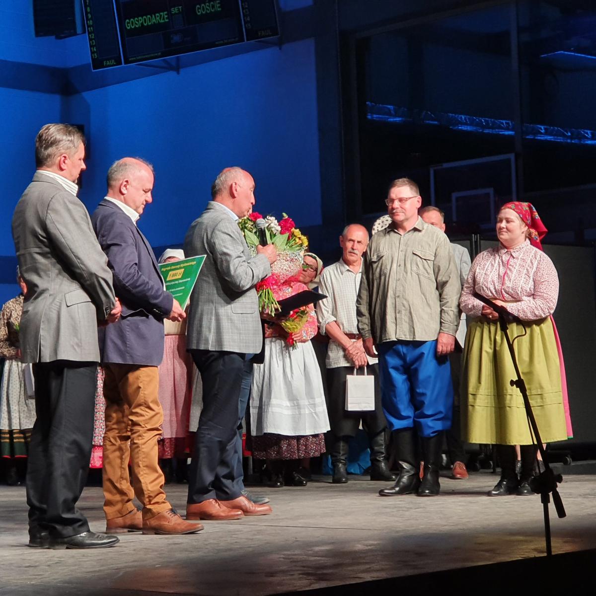Grupa Folklorystyczna Sieprawianie ma już 10 lat. Radosny jubileusz w Sieprawiu