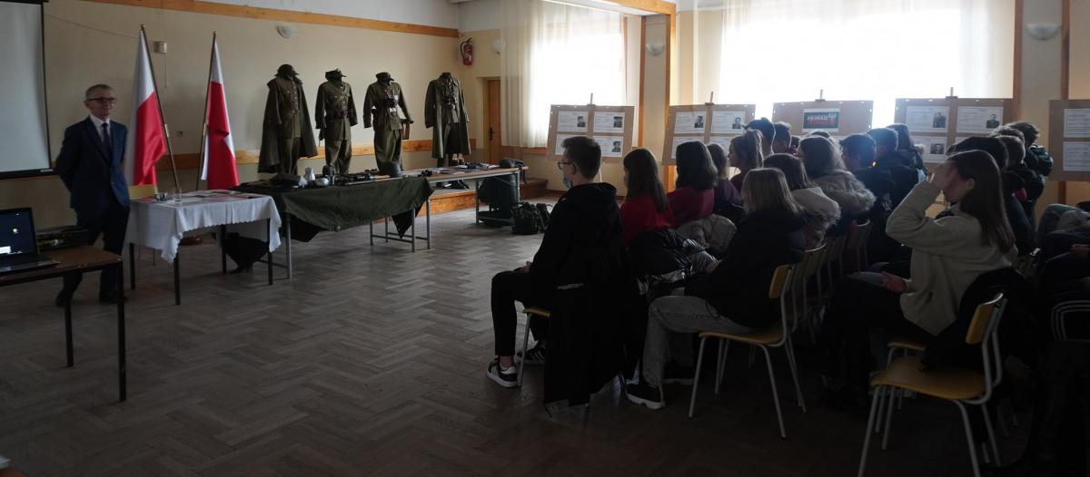 Gmina Pcim. Historia Żołnierzy Wyklętych wybrzmiała podczas specjalnego spotkania