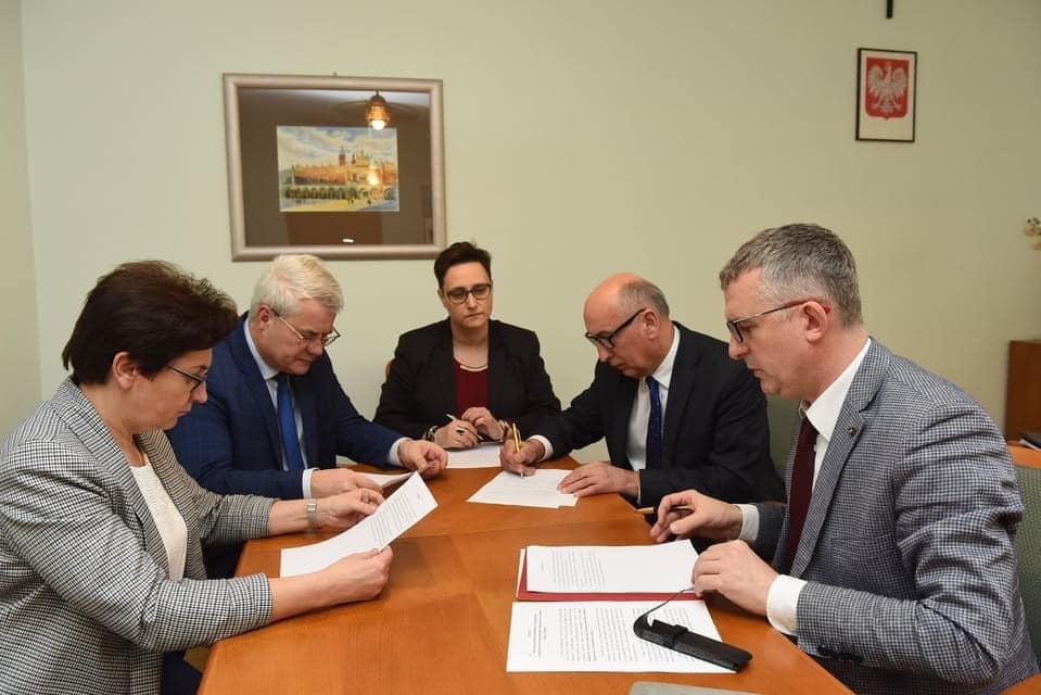 S7 Kraków – Myślenice. Wspólny protest samorządowców z Sieprawia, Świątnik Górnych, Biskupic, Mogilan i Wieliczki