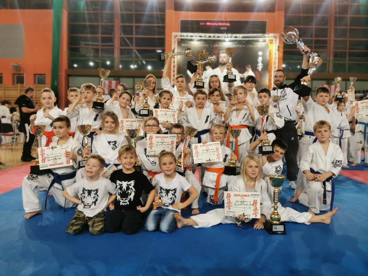 Bardzo dobre otwarcie roku zawodników MAK Byakko! 17 medali na Turnieju Ichiban IKO Polish Open Cup