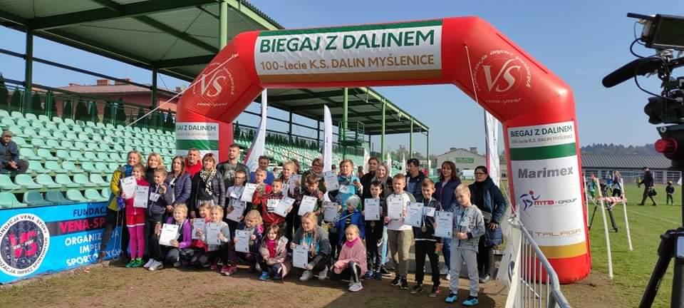 Dalin Myślenice ma 100 lat! Bieg  jubileuszowy a w nim ponad 300 zawodników
