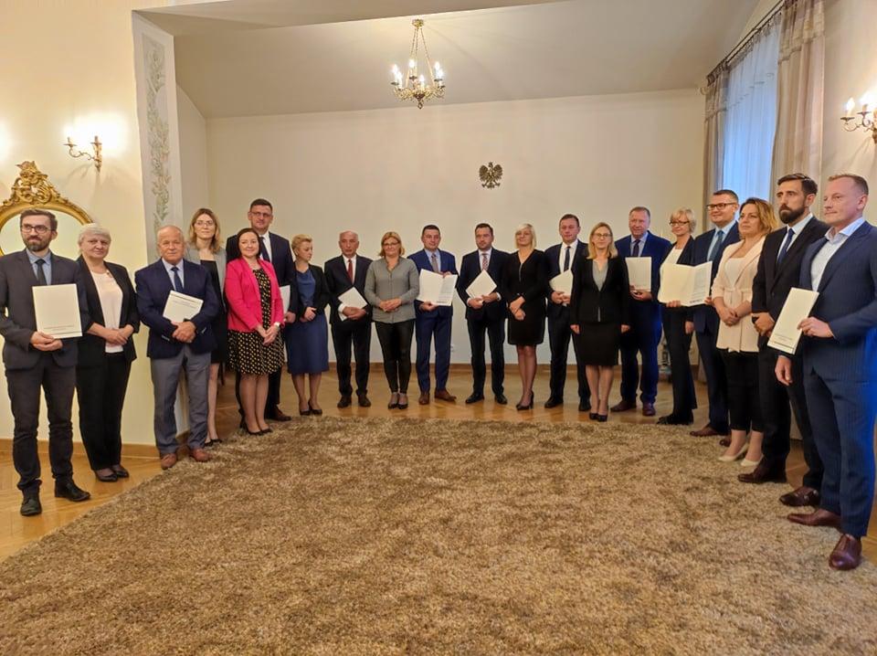 Gminy podpisały porozumienie w ramach Klastra Energii Ziemi Myślenickiej. Co to oznacza dla mieszkańców?