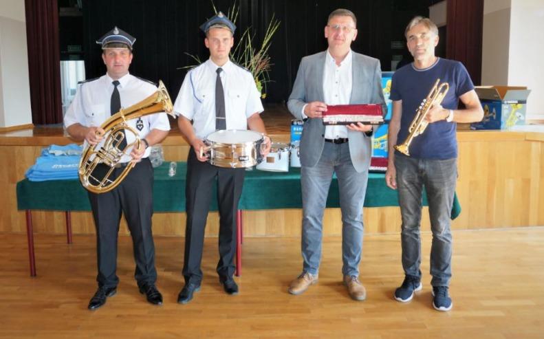 Orkiestra z Sułkowic z nowymi instrumentami!