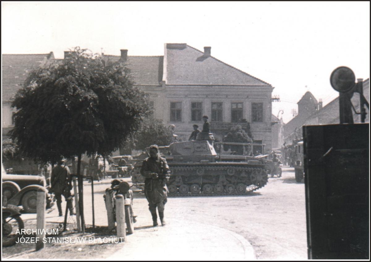 Perły Myślenic. Czołg na myślenickim Rynku, wrzesień 1939