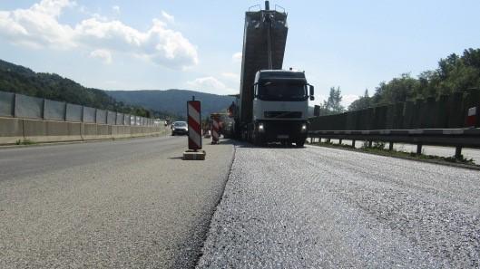 Stróża. Aktualne prace na zakopiance- 07.07.2021