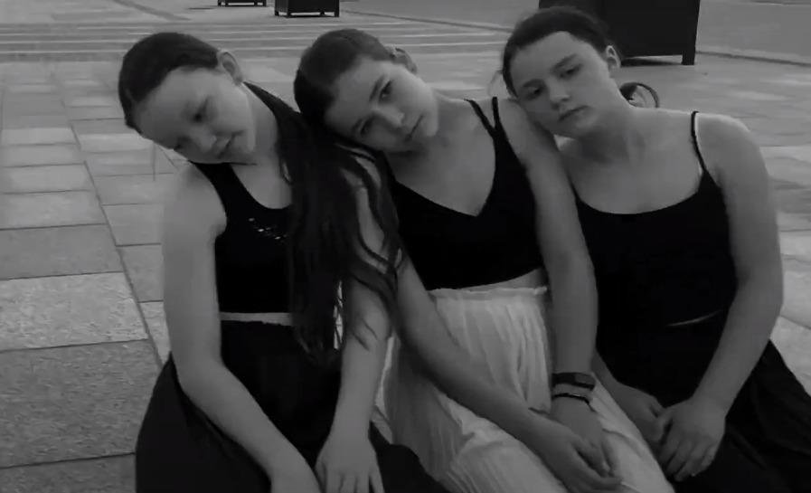 Uczennice klasy VI Szkoły Podstawowej nr 1 nagrały film. I miejsce w Konkursie 