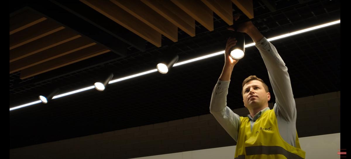 Multiled Solutions profesjonalne oświetlenie sklepów. Multiled ... I wszystko jasne !
