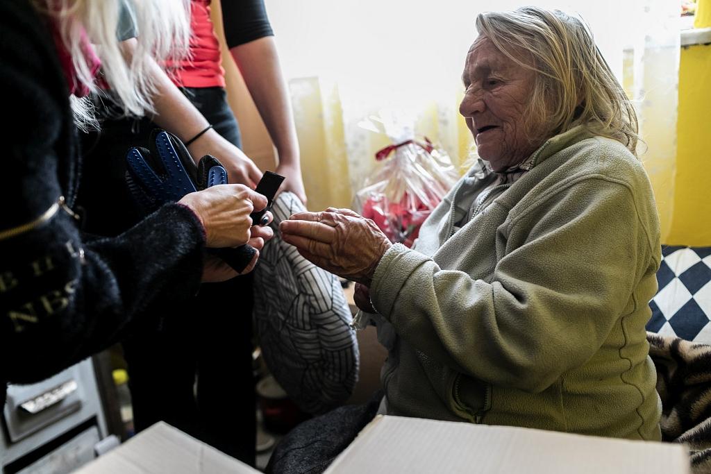 Epidemia samotności.  Raport Stowarzyszenia Wiosna.