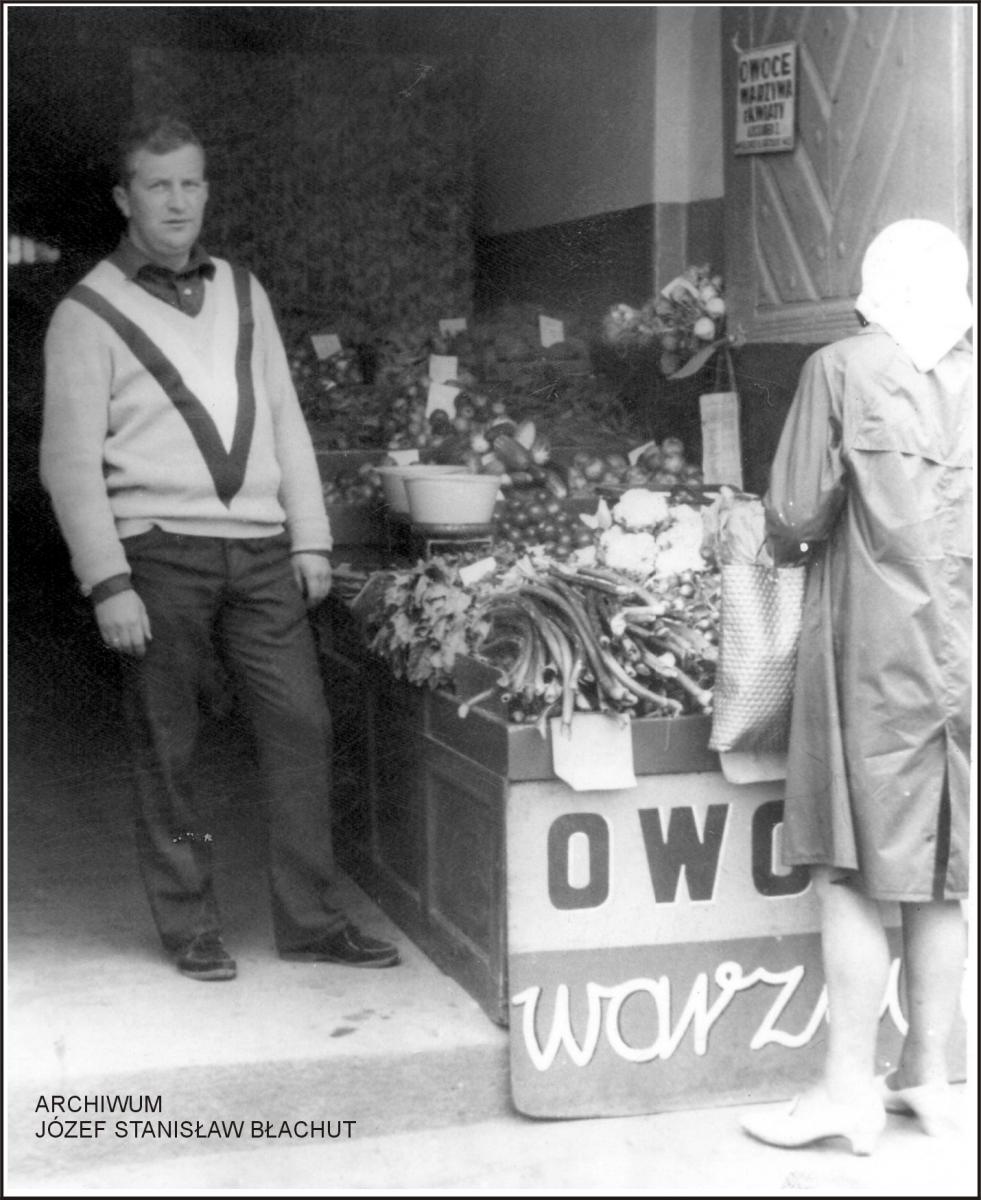 Perły Myślenic. Stoisko Antoniego Szczurka w Rynku 1976 rok