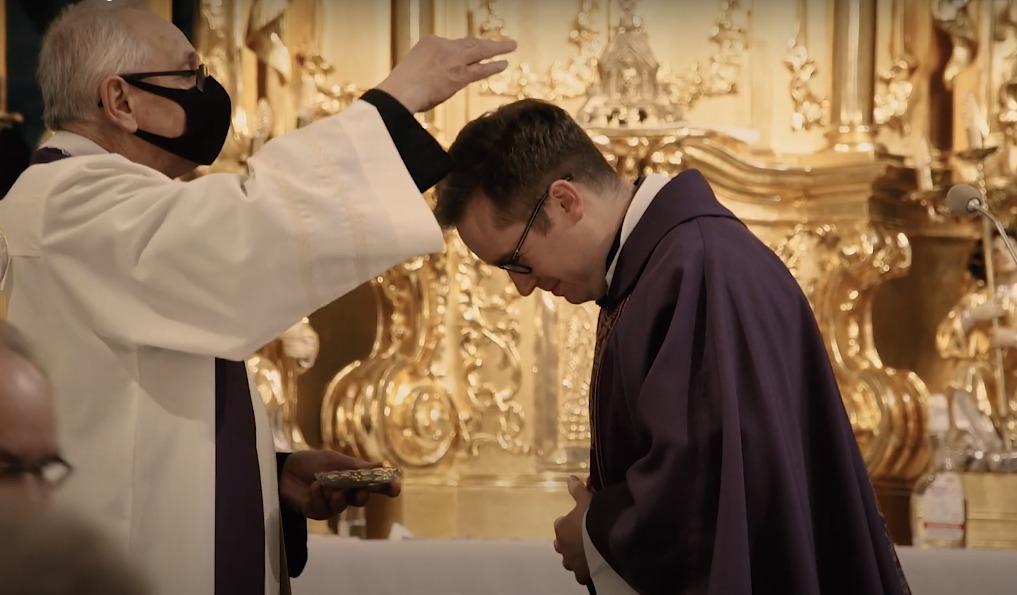 “Z prochu powstałeś i w proch się obrócisz.” Środa Popielcowa