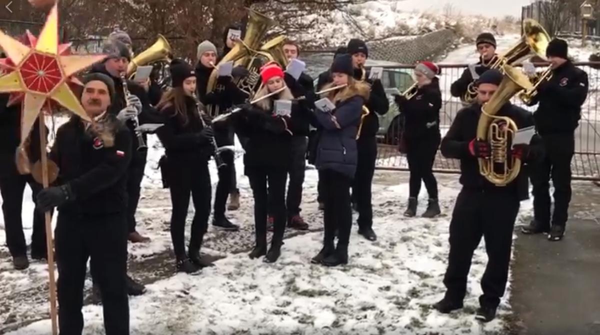 Od 25 lat z instrumentami w dłoniach, grają pod głogoczowską batutą