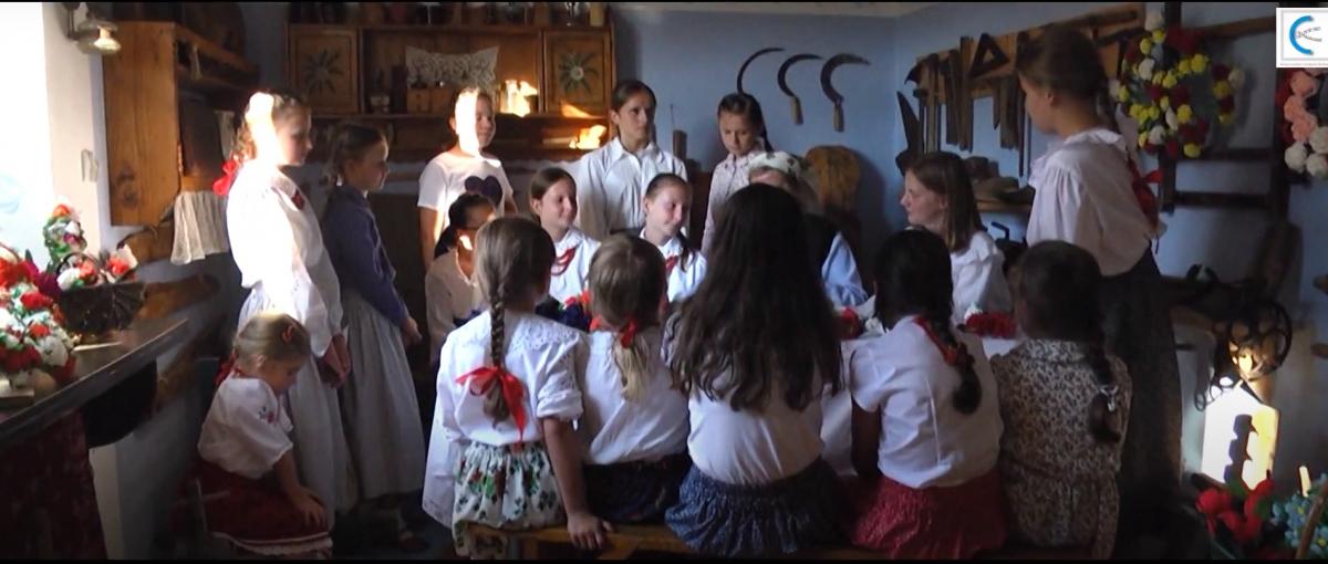 Tokarnia.Kliszczacy zapraszają na wędrówkę do świata kultury,tajemnic historii czy rękodzieła ludowego