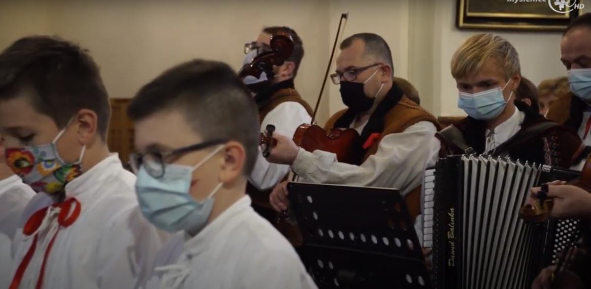 Trzebunia. Kliszczacy zaśpiewali Hymn Górali Polskich