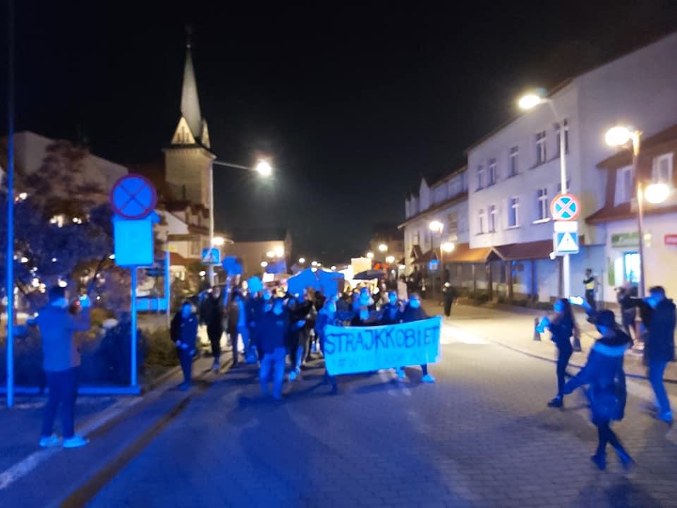 Dobczyce. Kobiety wyszły na ulice i przyłączyły się do ogólnopolskiego protestu