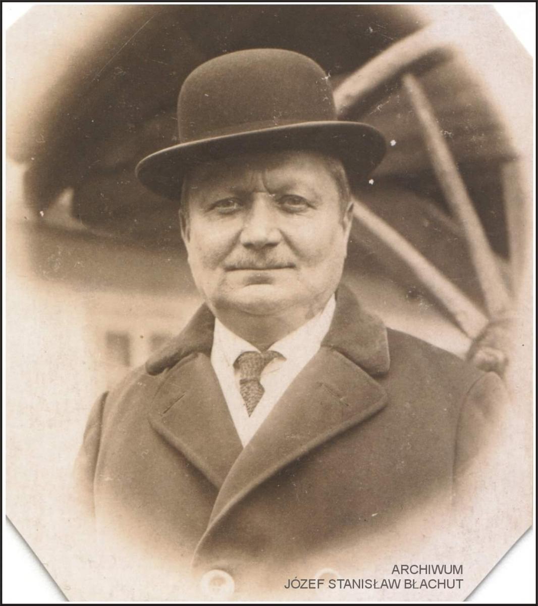 Perły Myślenic. Fryzjernia Mieczysława Papiernika, Rynek nr 30