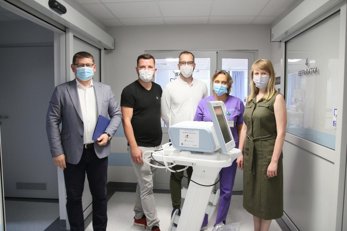 Blisko 700 darczyńców i 4 firmy – zaangażowały się w akcję #poMOCnaMaseczka, na łączną kwotę: 61 881, 23zł.