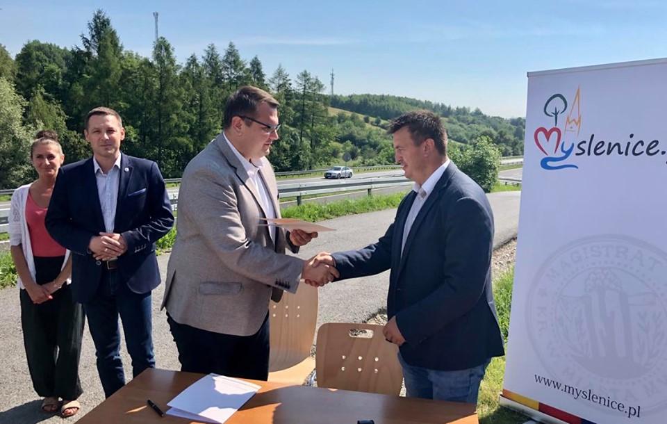 Myślenice. Podpisano umowę na remont łącznika ulic Sobieskiego i Sienkiewicza