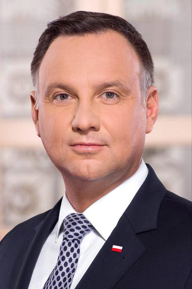 Sondażowe wyniki. Andrzej Duda wygrywa pierwszą turę wyborów prezydenckich