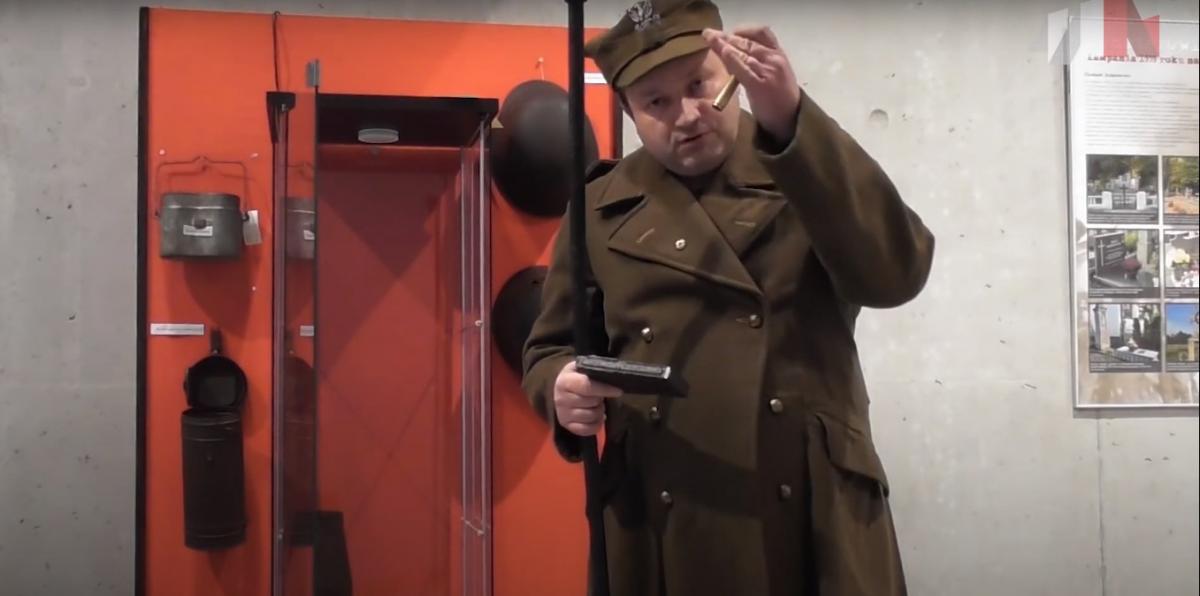 Z kamerą w muzeum- tajemnice polskiego Ura