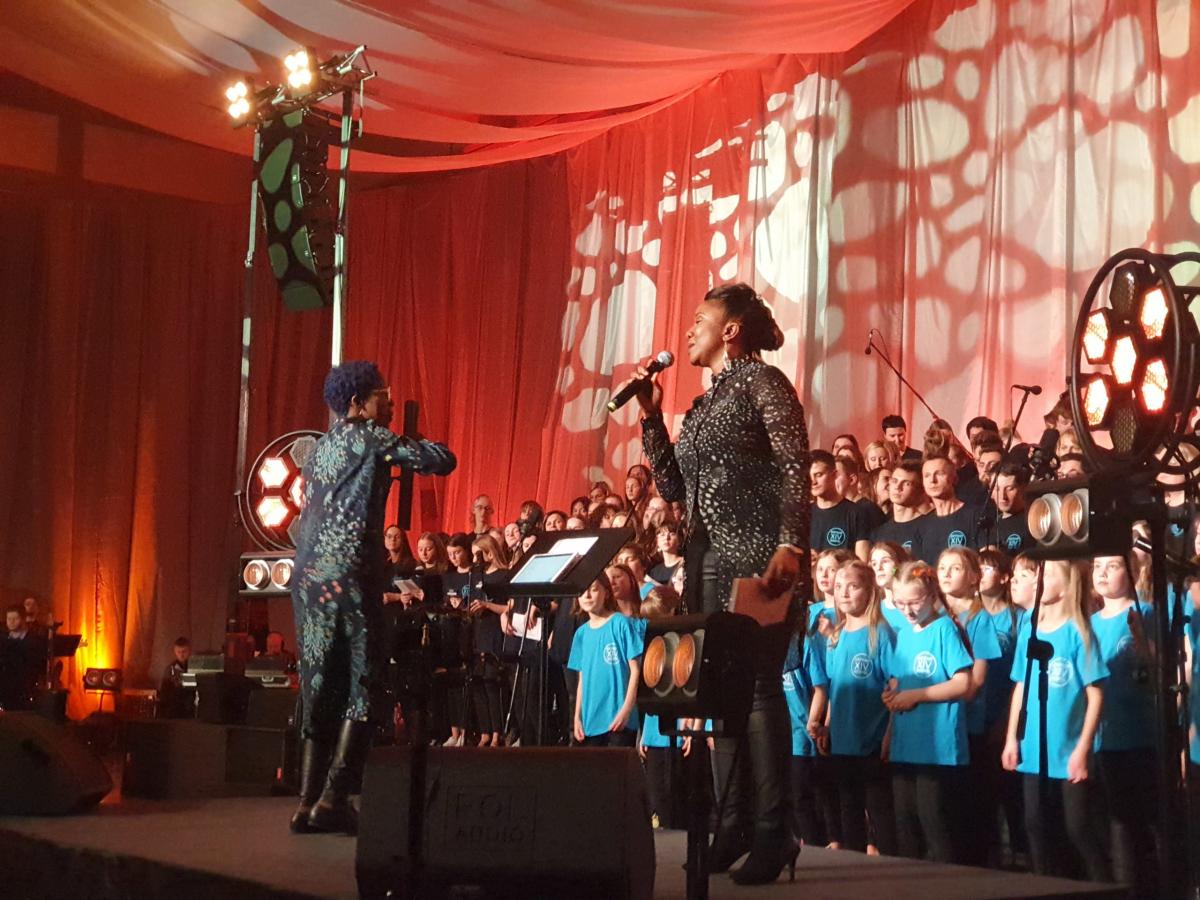 Finałowy koncert muzyki gospel w Sieprawiu - niezapomniana podróż