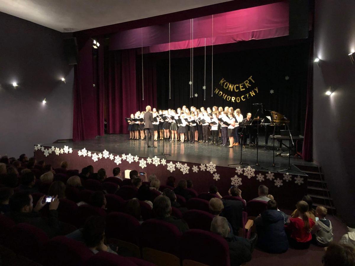 Uczniowie myślenickiej szkoły muzycznej zagrali Koncert Noworoczny