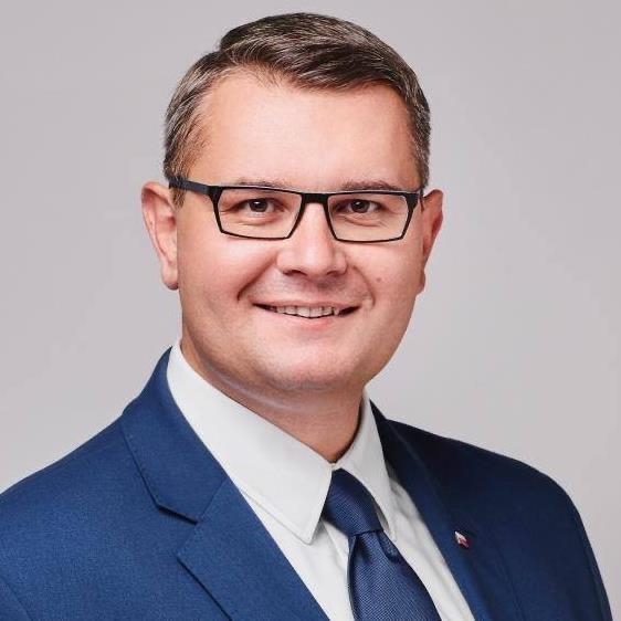 Burmistrz Szlachetka wydaje oświadczenie w sprawie wycinki drzew